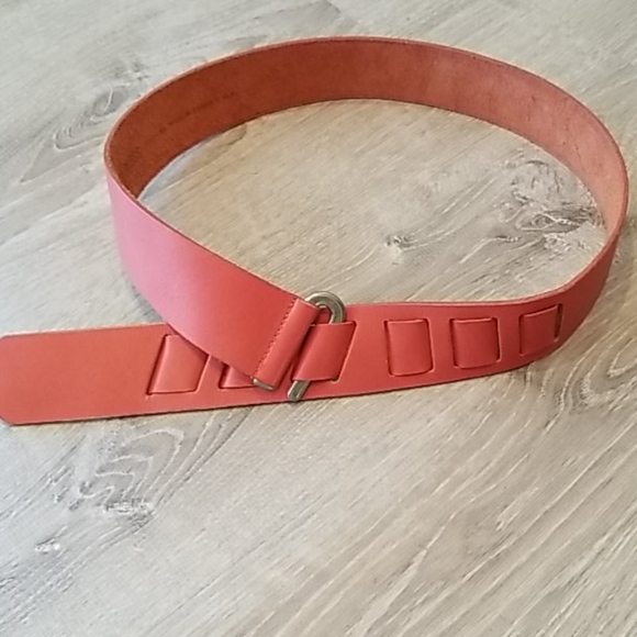 Red, Adjustable, Leather Belt - Picture 2 of 3
